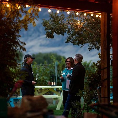 Keremeos Crowsnest Vineyards Guesthouse מראה חיצוני תמונה