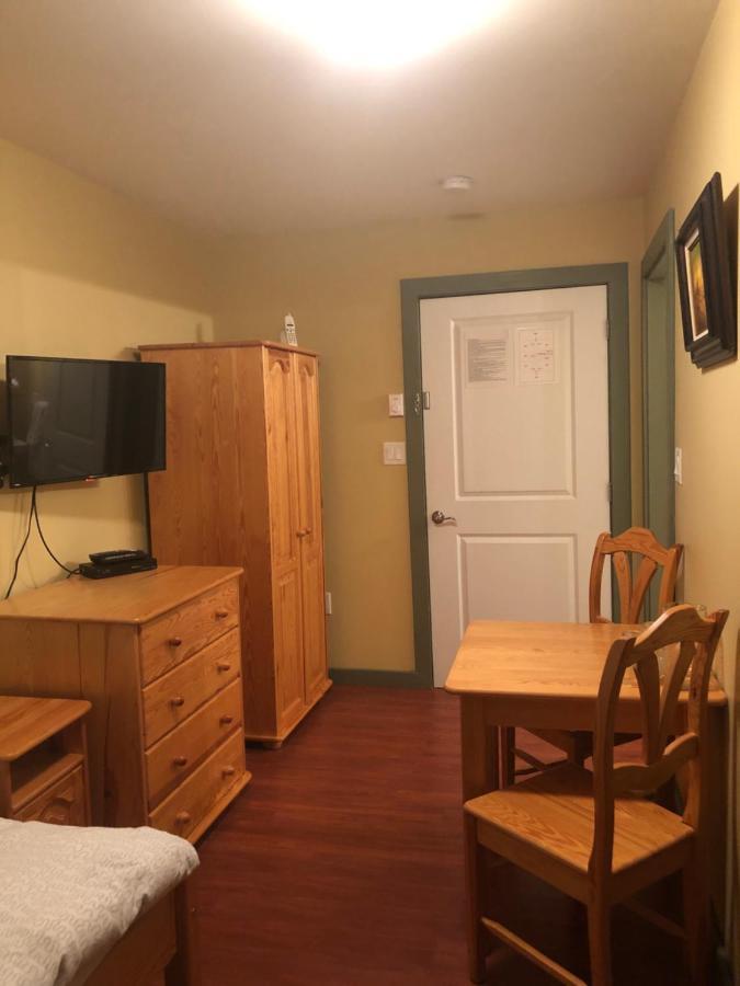 Keremeos Crowsnest Vineyards Guesthouse מראה חיצוני תמונה