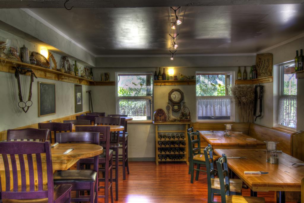 Keremeos Crowsnest Vineyards Guesthouse מראה חיצוני תמונה