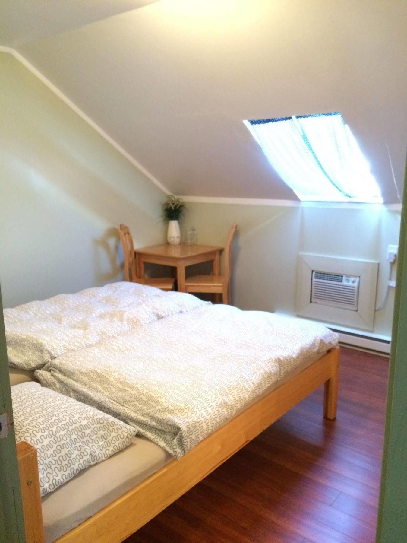 Keremeos Crowsnest Vineyards Guesthouse מראה חיצוני תמונה